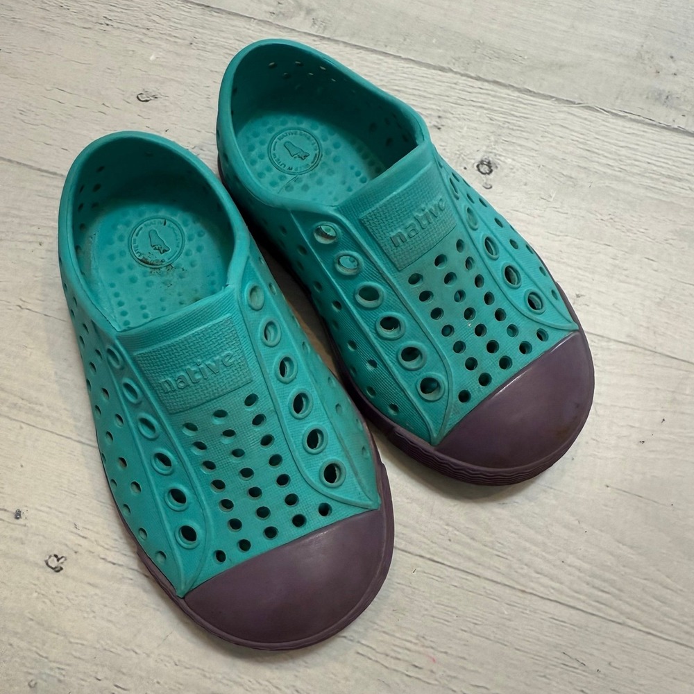 Native shoes Jefferson kids‎ aqua blue with purple child size 5
